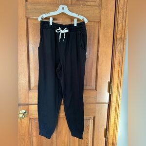 NWOT Feat Roam Joggers - black - size small